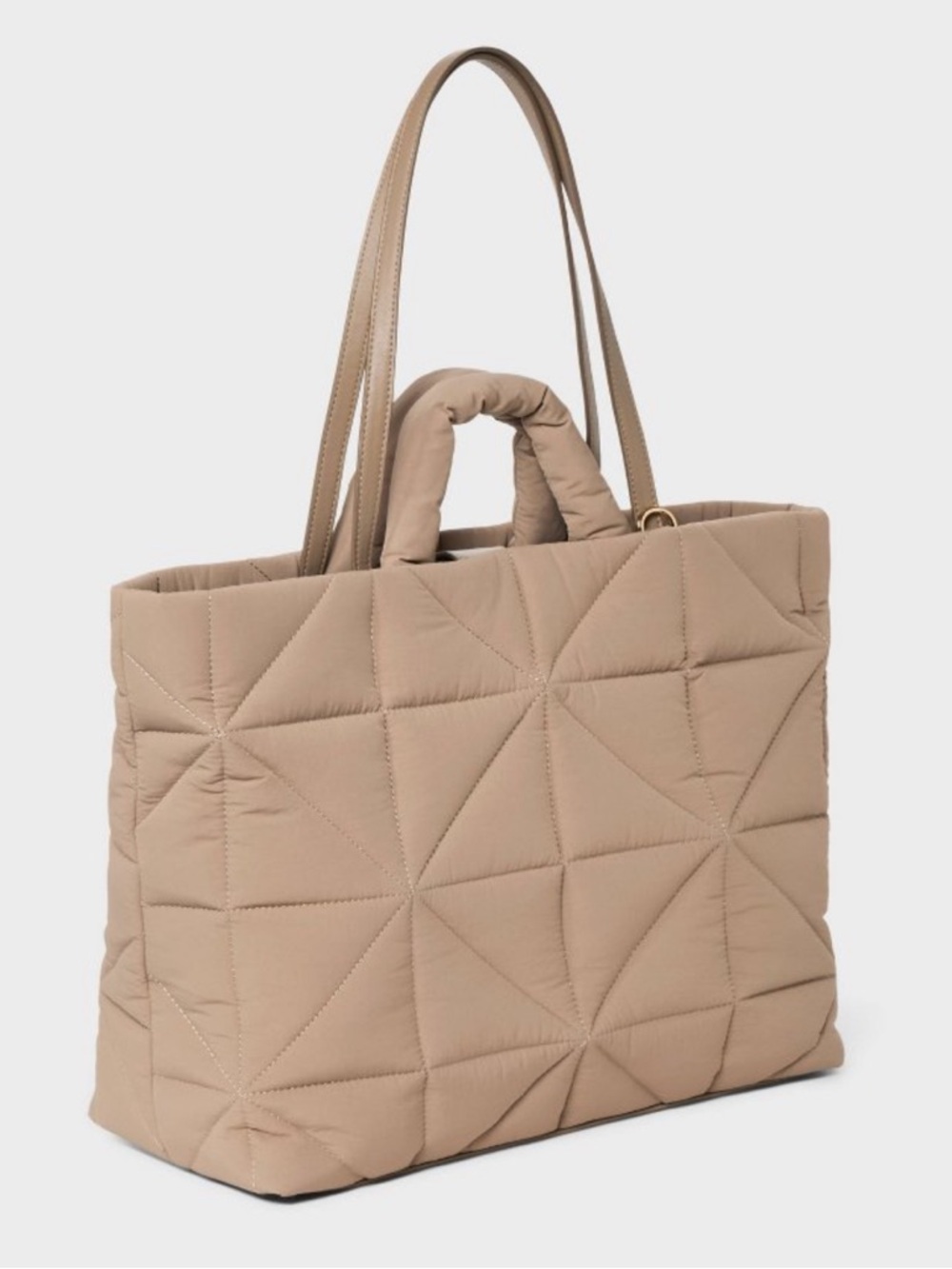 NWOT Quilted Tote Bag in Light Beige / Tan - Beach Bag / Shoulder Bag